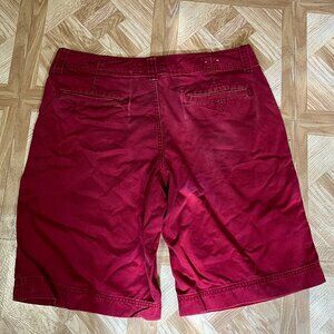 Mossimo Men's Suply Co Casual Flat front Short Pants Red color Size 34